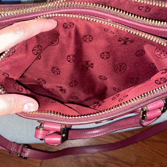 Tory Burch Medium Burgundy Pebbled Leather Double Zip Bag - Picture 7 of 15